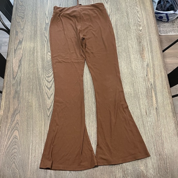SO Womens High Rise Flare Pants Ribbed Drawcord Waist Stretch Brown Size M - Picture 5 of 8